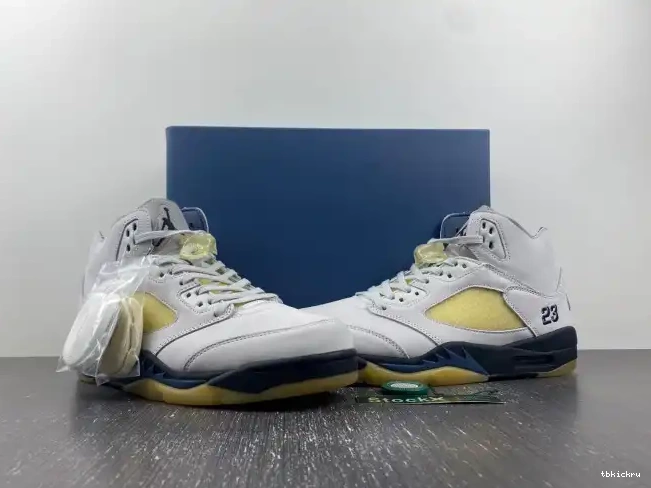 Reps TBkick WMNS x Jordan 5 Air FZ5758-004 Ma Maniere A 0513